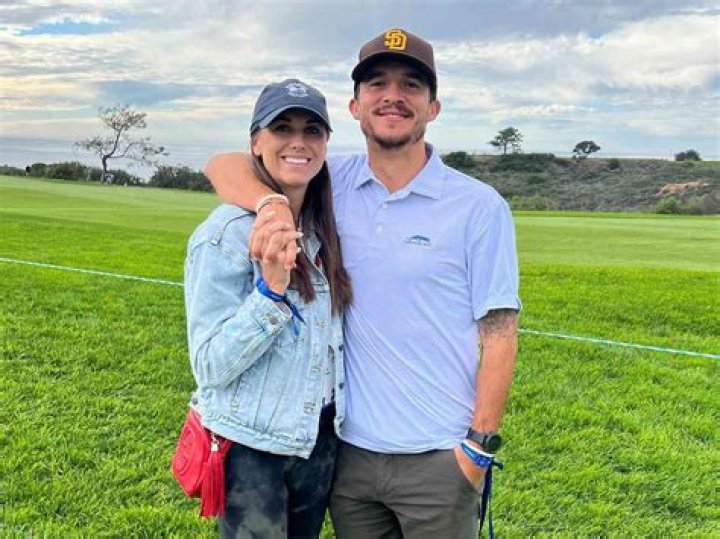 Servando Carrasco Earns $70,250 annually; Married to a Soccer Player, Alex Morgan