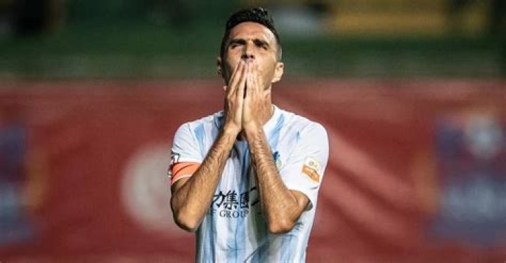 Eran Zahavi's Wife Shay Zahavi's Biography, Age, Birthday, Height, Weight, Net Worth, Career, Fitness, Children and Married Life