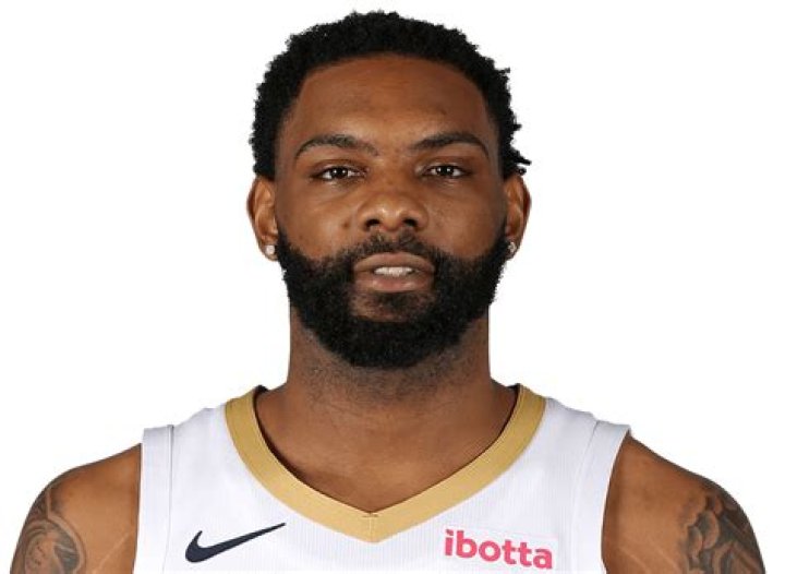 Sindarius Thornwell Bio-salary, net worth, married, relationship, girlfriend, contract, stats, nationality, age, family, earnings