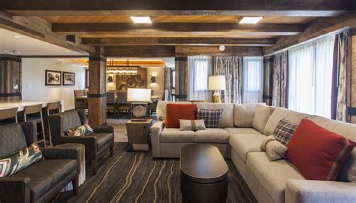 Take a Tour of the Grand Villas at Copper Creek Villas & Cabins