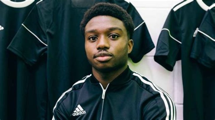 Ghanian Footballer Tariq Lamptey's Salary, Net Worth, Girlfriend, Stats, Market Value, Parents, Nationality, Instagram