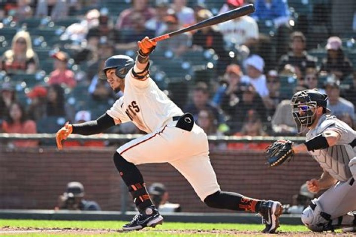 Thairo Estrada Biography-salary, net worth, married, wife, children, stats, career, contract, height, weight, age, relationship