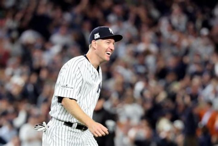 Todd Frazier Bio - contract, salary, net worth, wife, stats, married, relationship, career, age, affair, family