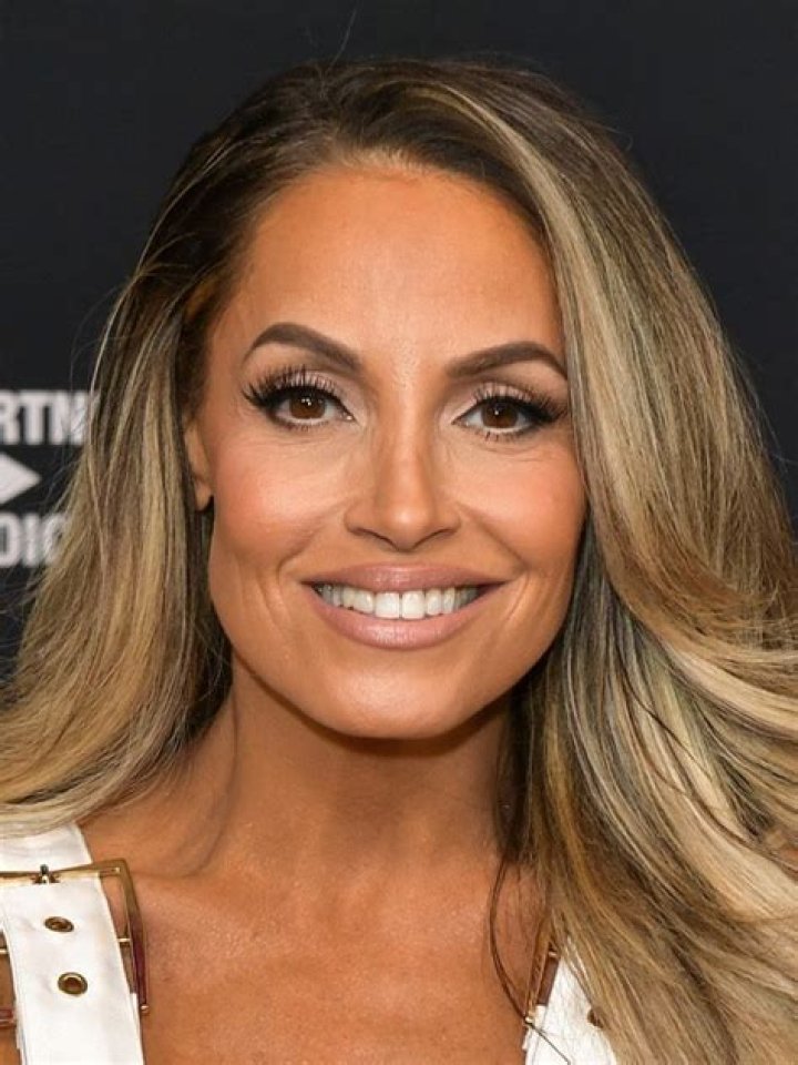 The stunning former WWE superstar, Trish Stratus has a net worth over $6 million.